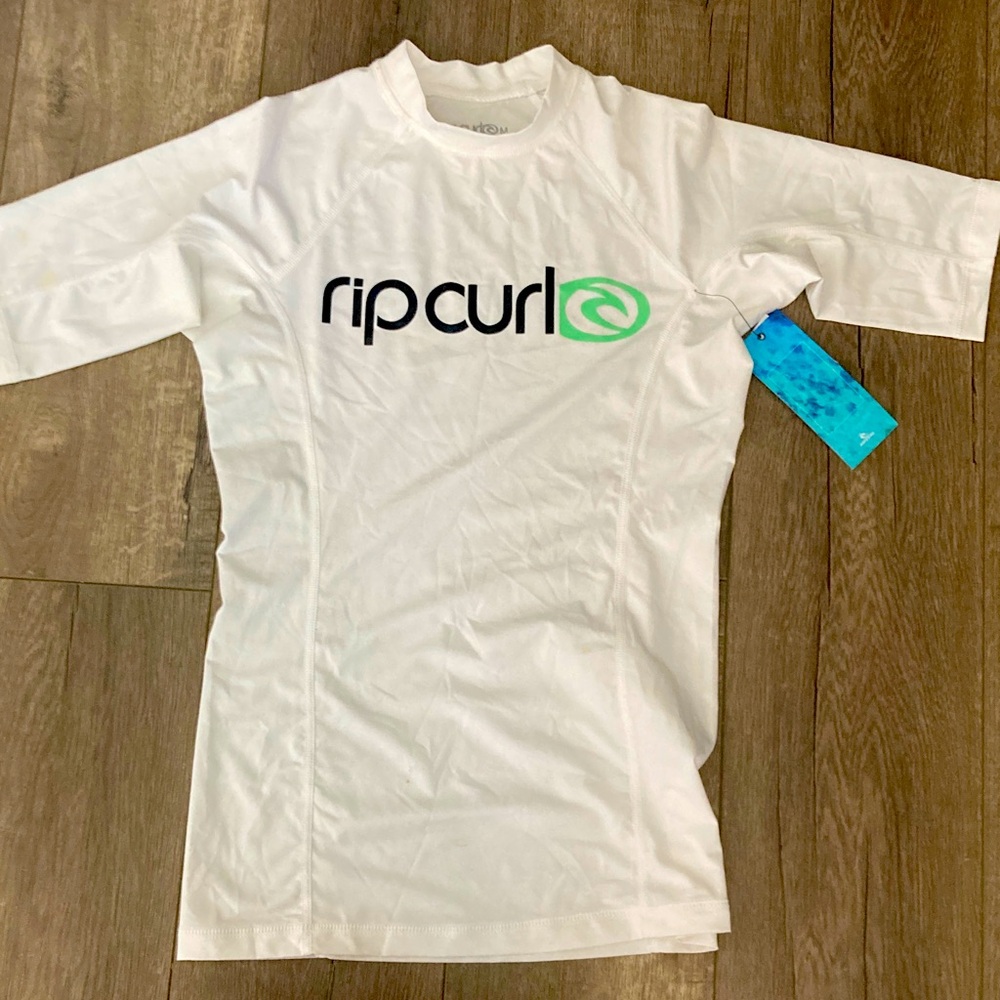 Rip Curl White Short Sleeve Performance Top with Gray Logo